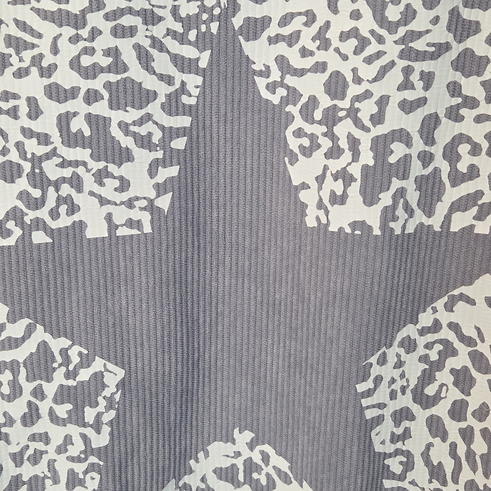 Gray Star Graphic Sweatshirt | Leopard Print Star | Relaxed Chic Lounge Top - Picture 4 of 8